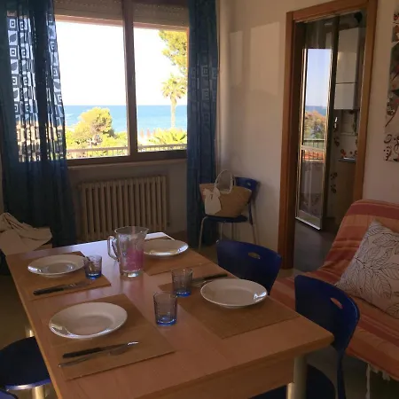 Bilocale Alcyone Con Vista Mare דירה Silvi Paese