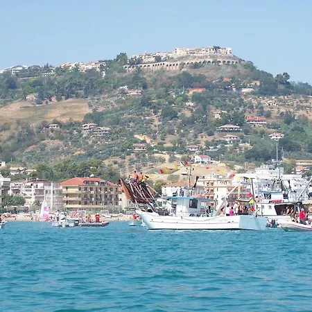 Bilocale Alcyone Con Vista Mare 아파트